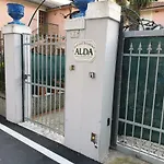 Alda 4*